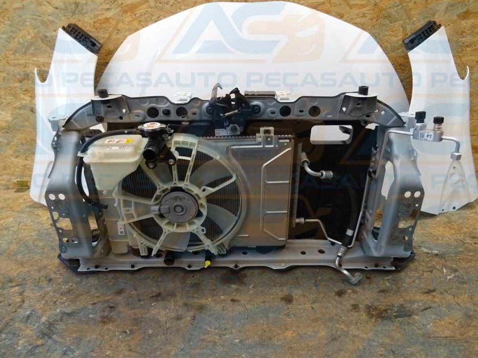 Toyota Yaris III LIFT Frente Completa 2 0 1 7 - 2 0 2 0
