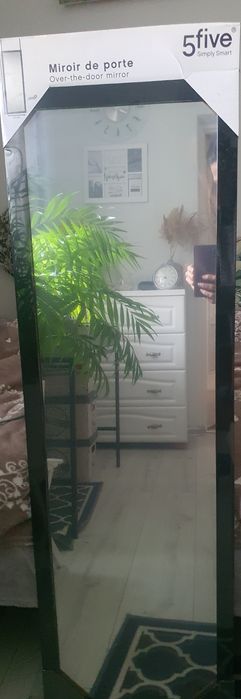 Lustro wiszące wys 109 , szer 35 cm