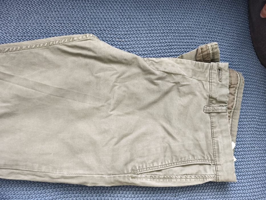 Spodnie materiałowe Zara Men