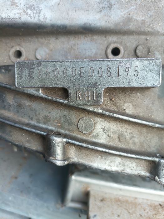 Kawasaki ZZR 600 Кавасаки двигатель на запчасти