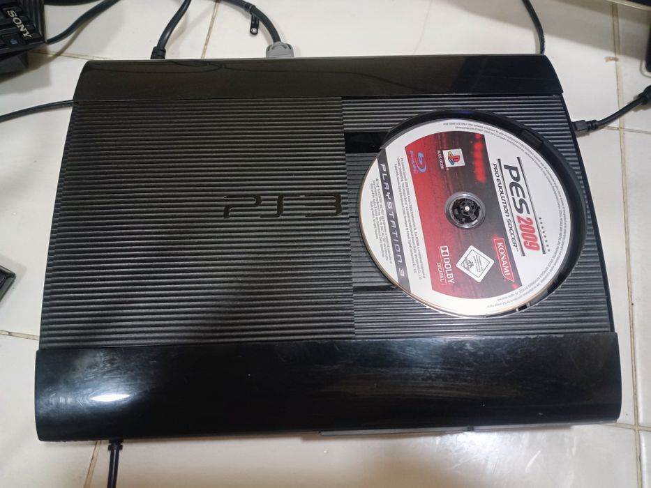 PlayStation 3 Super Slim 500GB