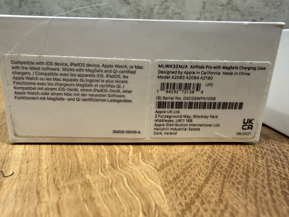 AirPods Pro z etui MagSafe