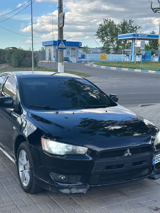 Продам ланцер 10