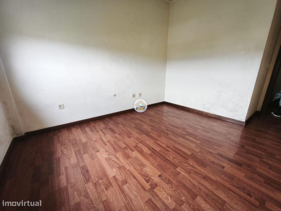 T2 em Gandra, Paredes | Excelente localização, garagem e muita luz nat