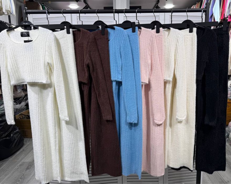 Жіночий костюм/ женский костюм