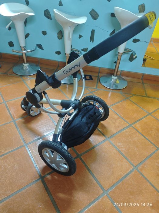 Vendo carrinho de bebé multifuncional 3 em 1