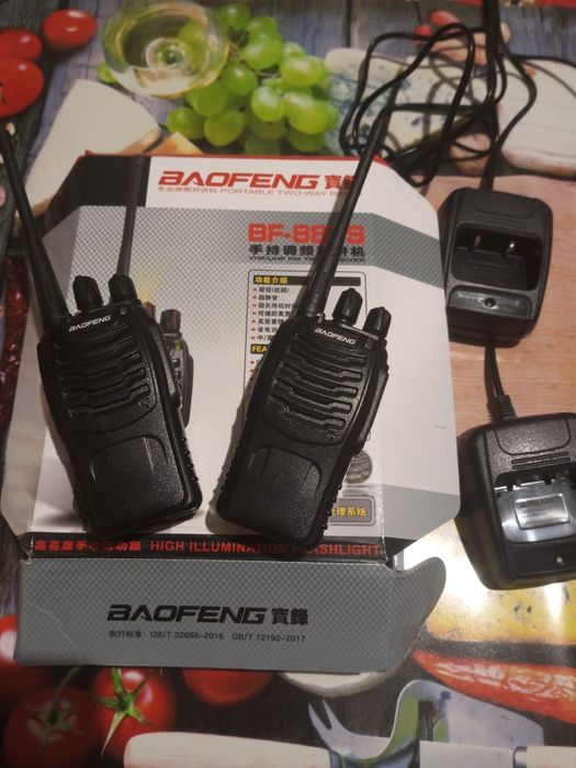 Рації не дитячі baofeng