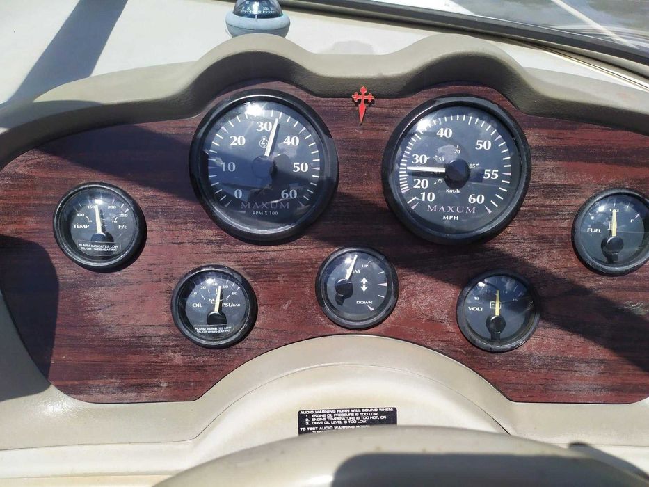 Maxum 2000 SCL Cabinado | Pronto a Navegar | Documentação em Dia