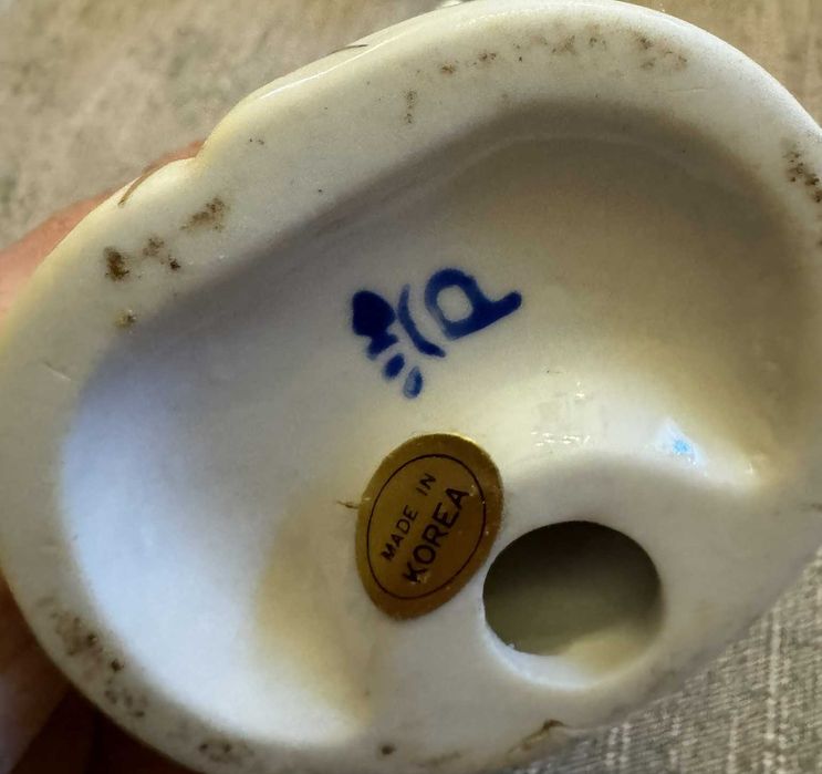 Bonecos de porcelana
