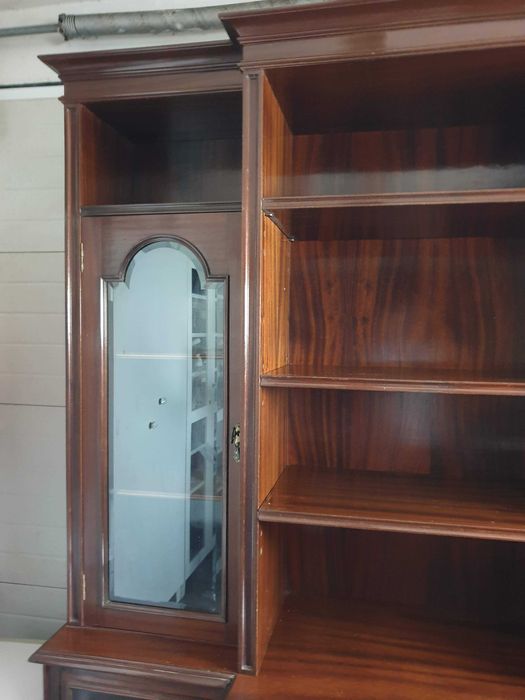 Móvel de Sala em Madeira