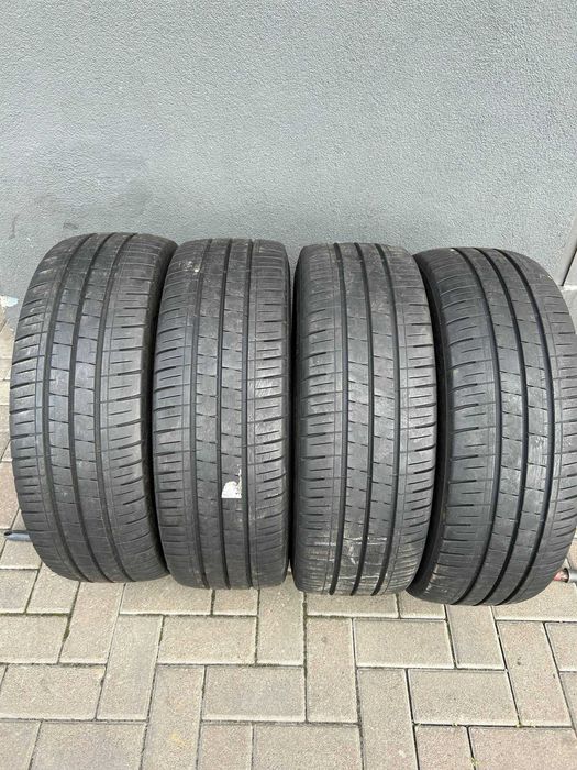 Шини 215/60 R17C 109/107T Vredestein Comtrac 2