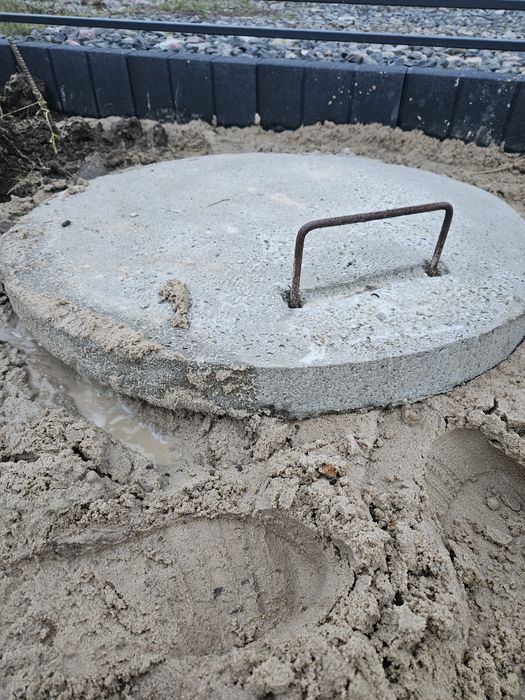 Właz betoowy op 600 na studzienkę