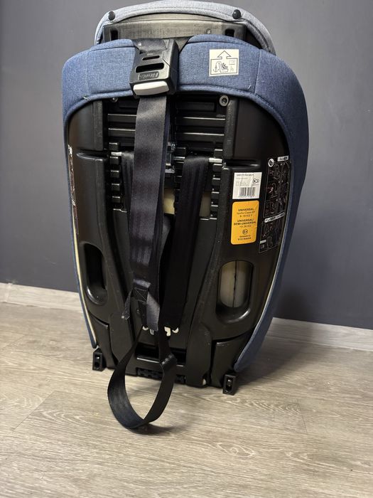 Дитяче автокрісло Kinderkraft Safety Fix (група 1/2/3, 9–36 кг)