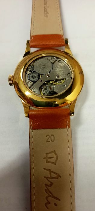 Raketa Kopernik . 38.5 mmbk nowa