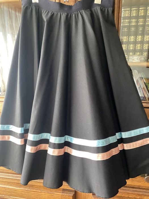 Saia de Caracter ou Danças Tradicionais