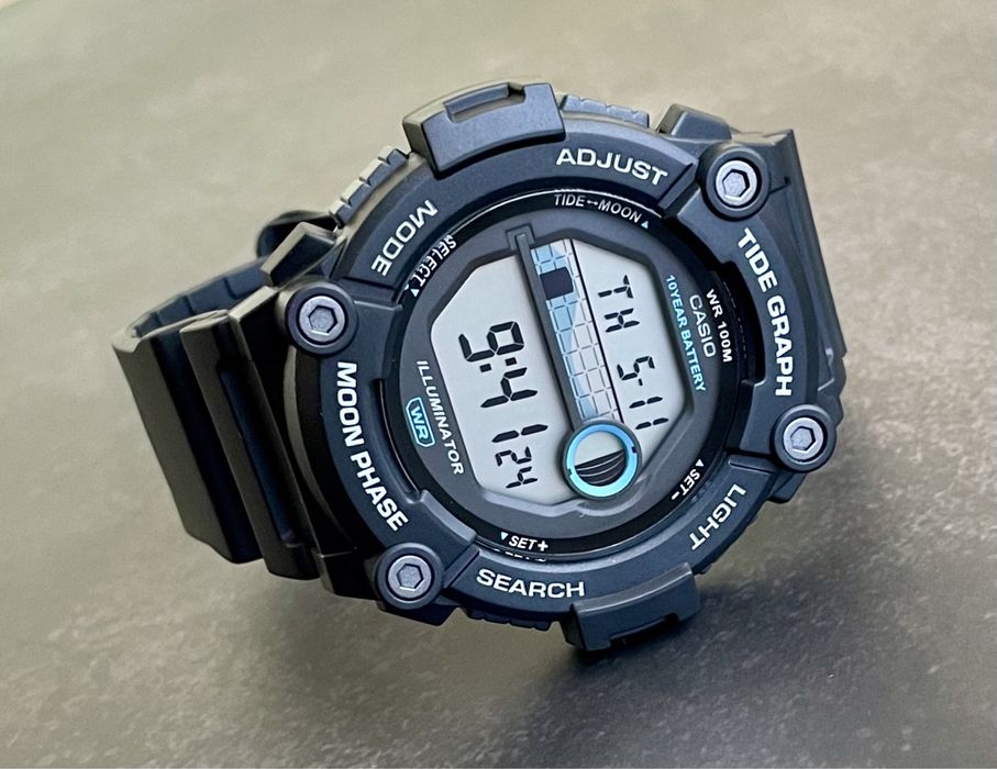 Годинник наручний Casio WS-1300H-1A новий оригінал з підсвіткою