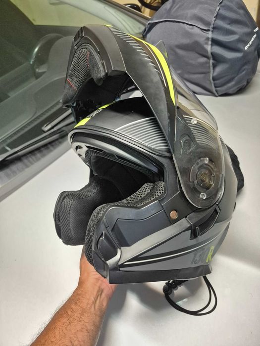 Capacete Modular 130R Tamanho S (Óculos de Sol Integrados)