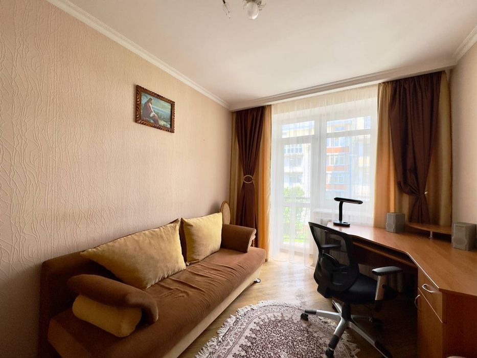 Здам 3х кімнатну квартиру в центрі!