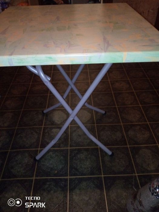 Стіл розкладний  для кемпінгу або на дачу