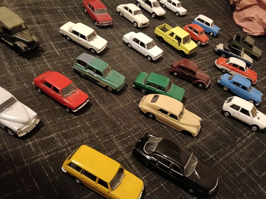 Modele, resoraki de agostini PRL. Niekompletne.