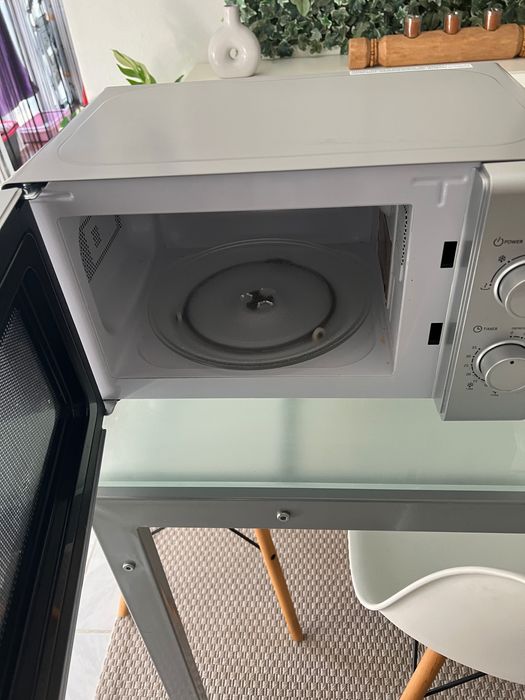 Micro ondas em bom estado