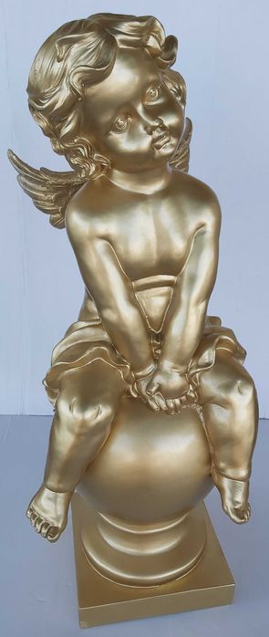 Anioł Aniołek na Kuli Figura Amor Poliston Dzień Kobiet Prezent