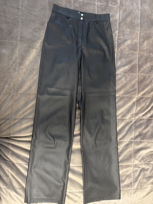 Штани з екошкіри