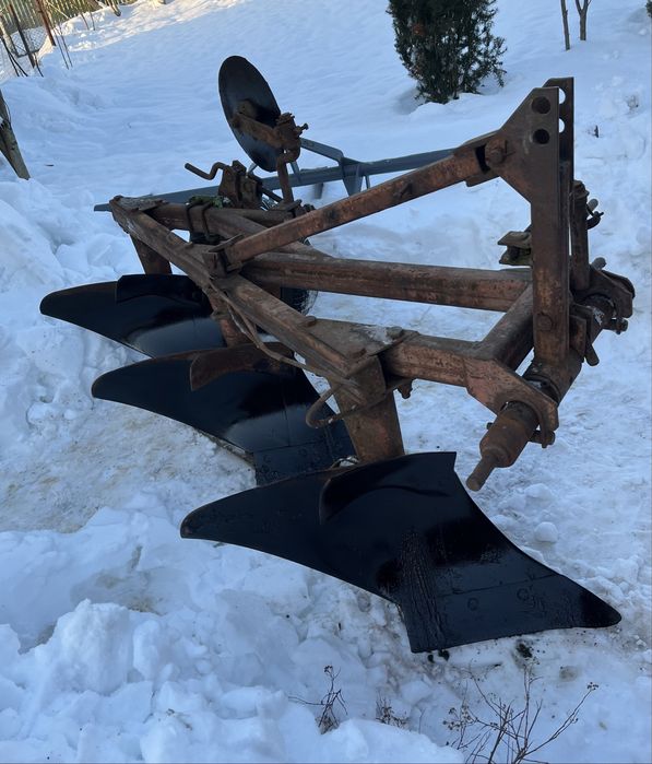 Плуг Unia Grudziadz 3/30 см