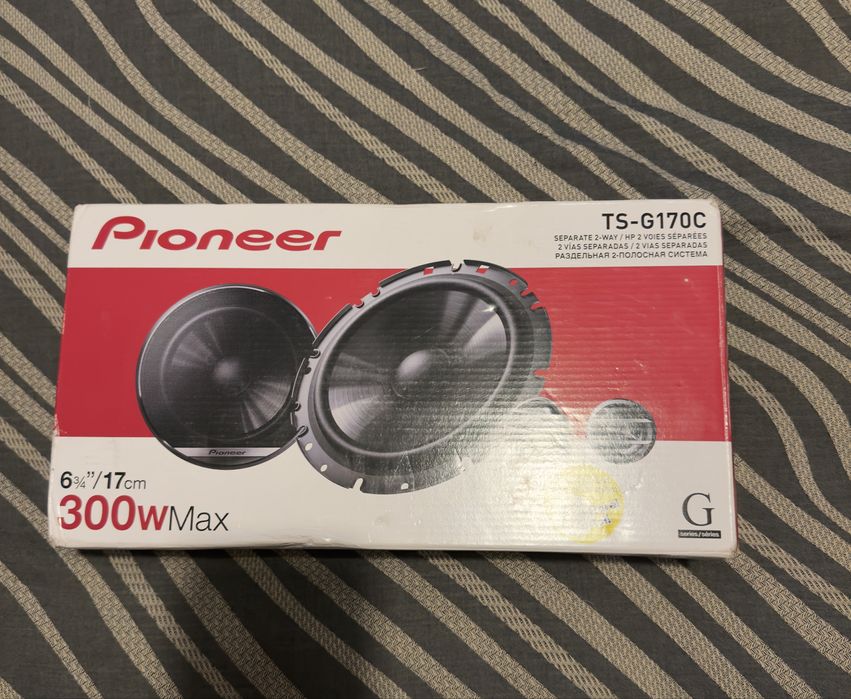 Colunas pioneer 300W