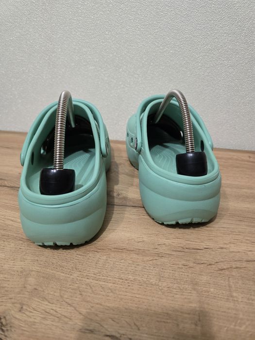 Жіночі сабо Crocs Classic Platform Clog