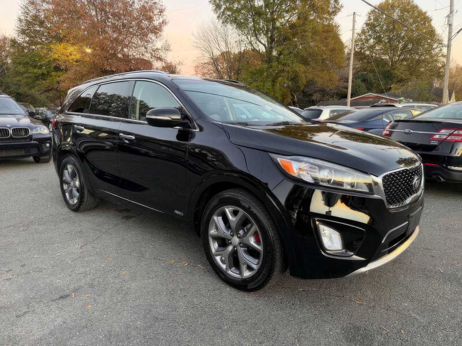 Kia Sorento SX V6      2017