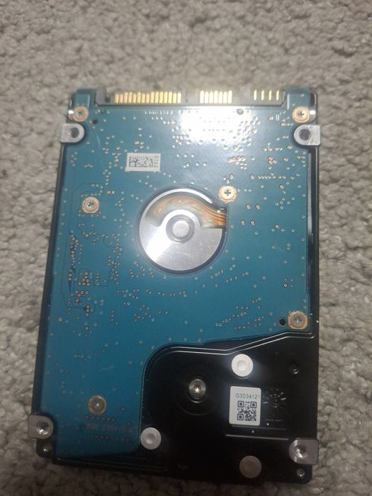 жёсткий диск Toshiba MQ01ABD100