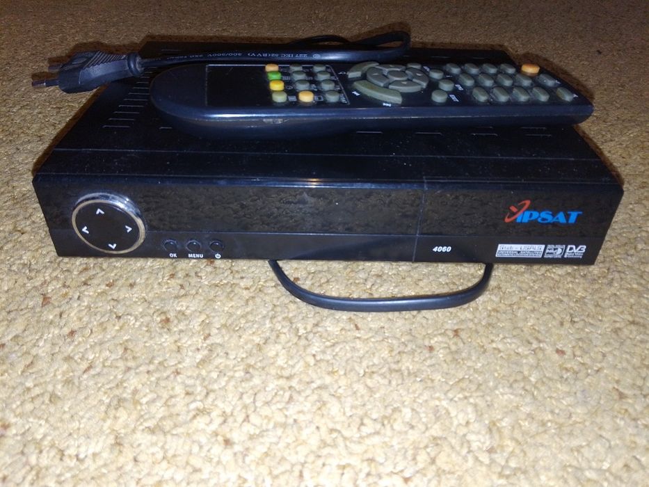 Супутникова антена