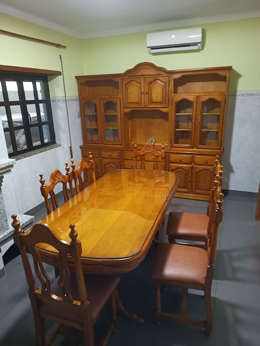 Sala de jantar completa