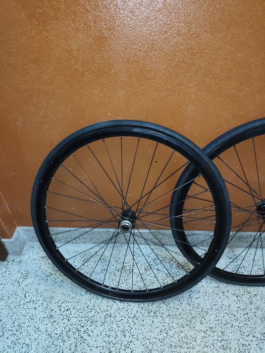 Rodas blackjack com Cubos shimano de eixo de última geração