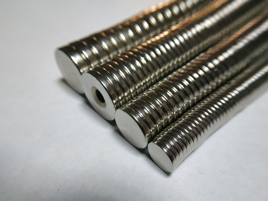 Неодимовый магнит, магніт, N35