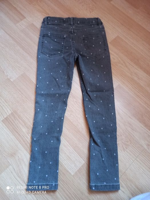 Sprzedam jeansy dla dziewczynki