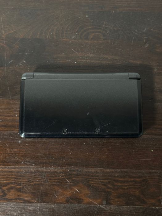 Nintendo 3DS Czarna Błyszcząca – Oryginalny Model 2011 | W pełni sprawna