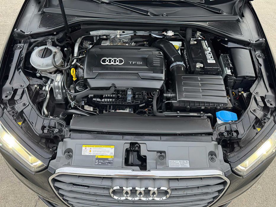 Audi A3      2015