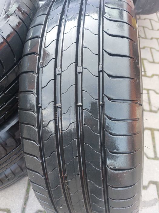 Sprzedam opony letnie Bridgestone 215/60 R17