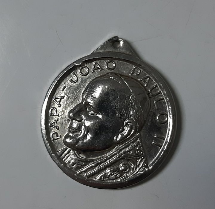 Medalha Papa J. Paulo ll 1982.