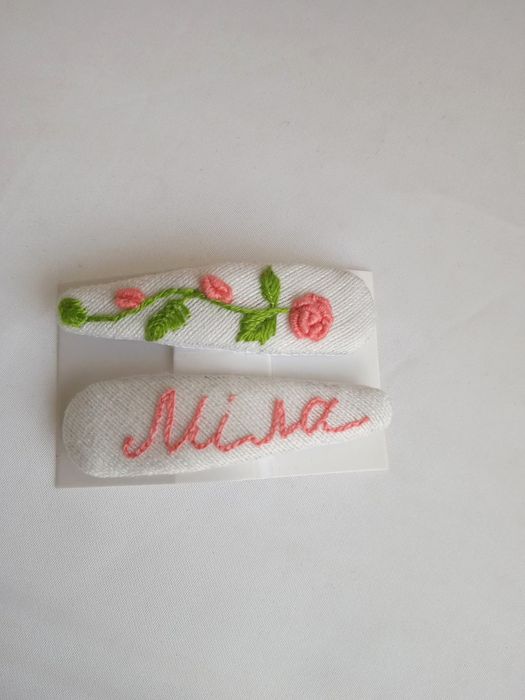 Іменні вишиті заколки