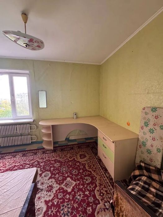Продам простору 3-к квартиру Тополь-1 /Панікахи ТЦ TERRA