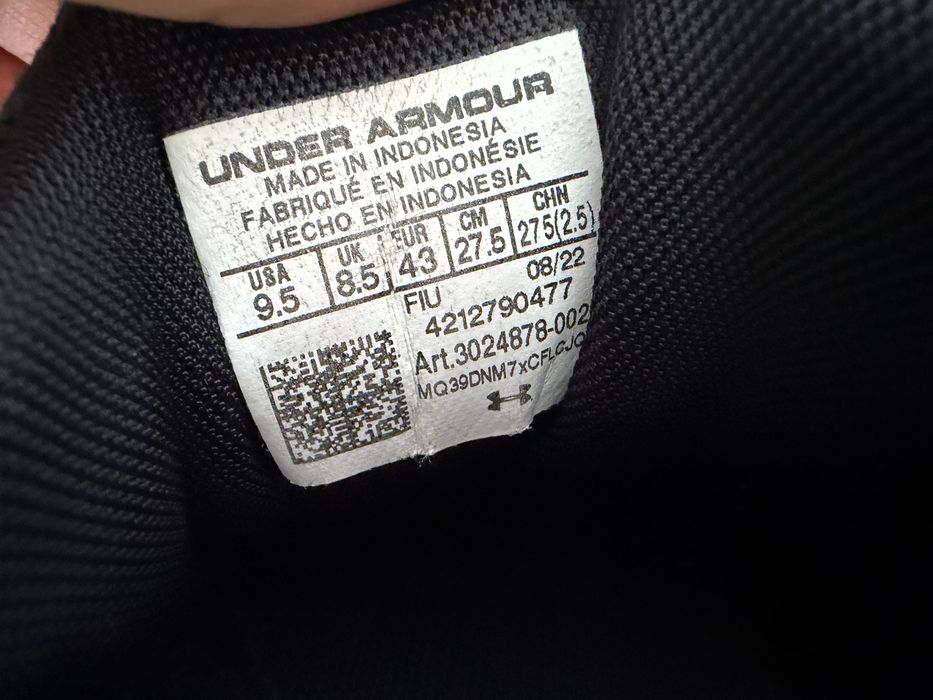 кросівки under Armour 42.5 розмір