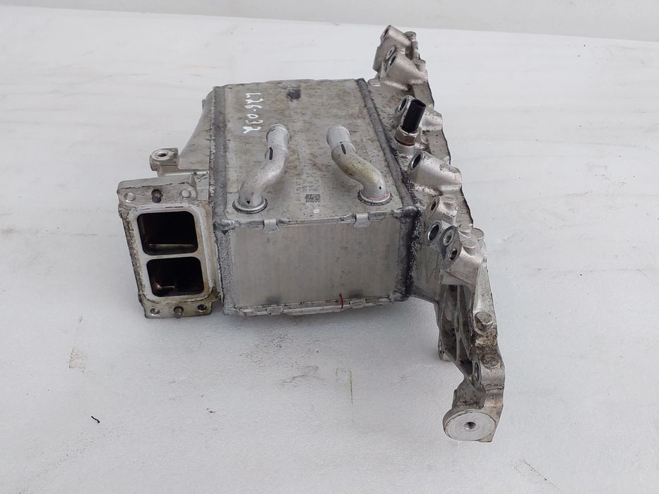 Radiador do óleo VOLKSWAGEN Golf VII (5G1, BQ1, BE1, BE2)