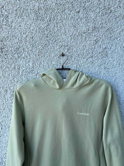 Олімпійка Calvin Klein