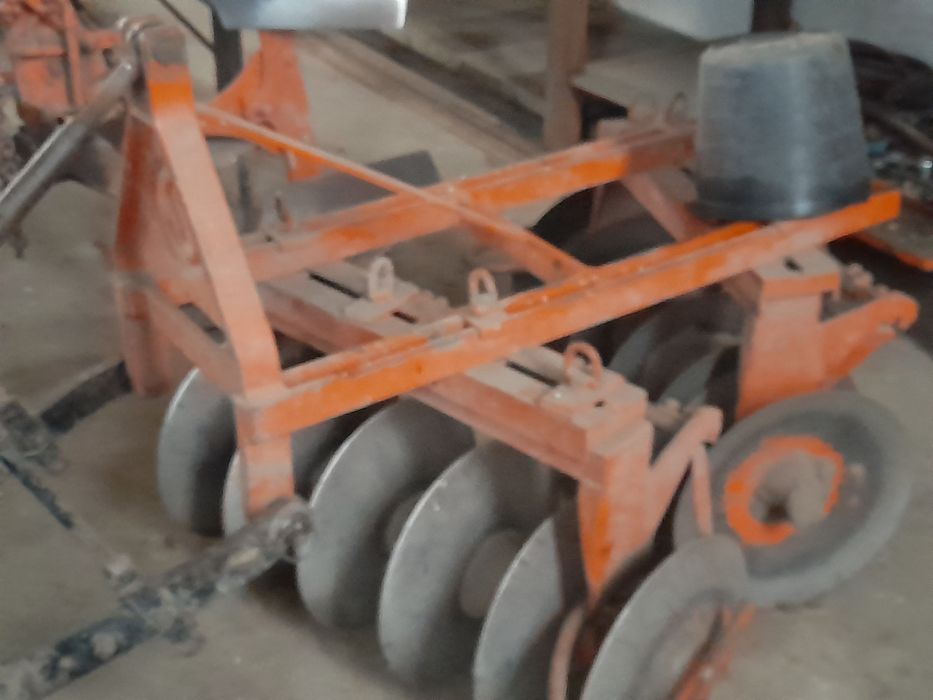Trator yanmar matriculado, em bom estado.