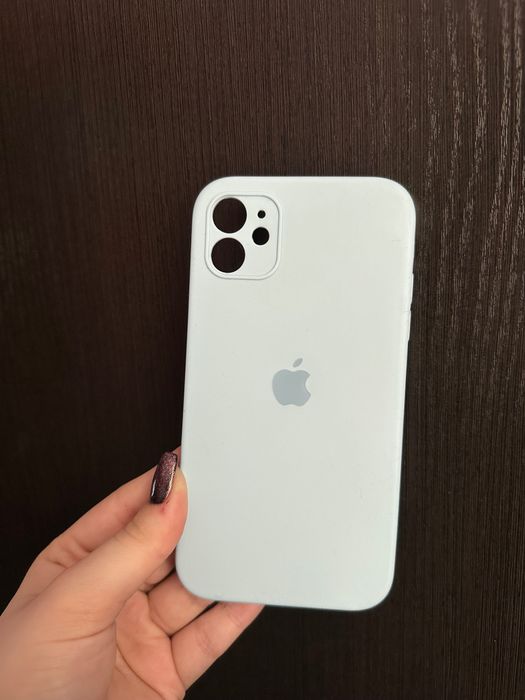 Чохол на IPhone 11