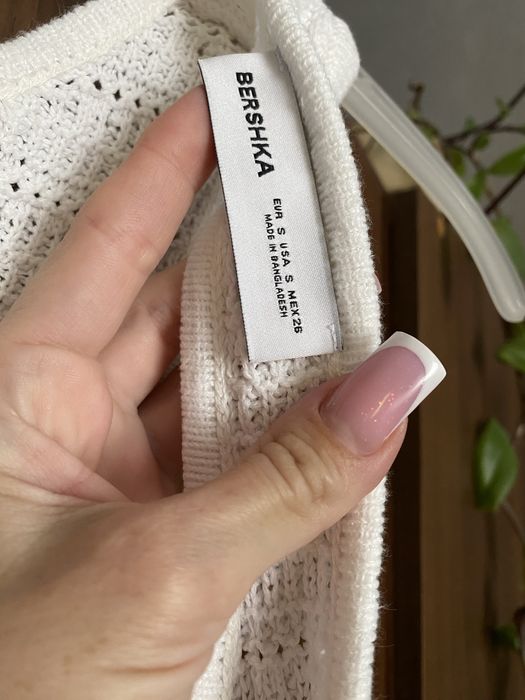 Вʼязане ажурне плаття сукня максі bershka з відкритою спинкою