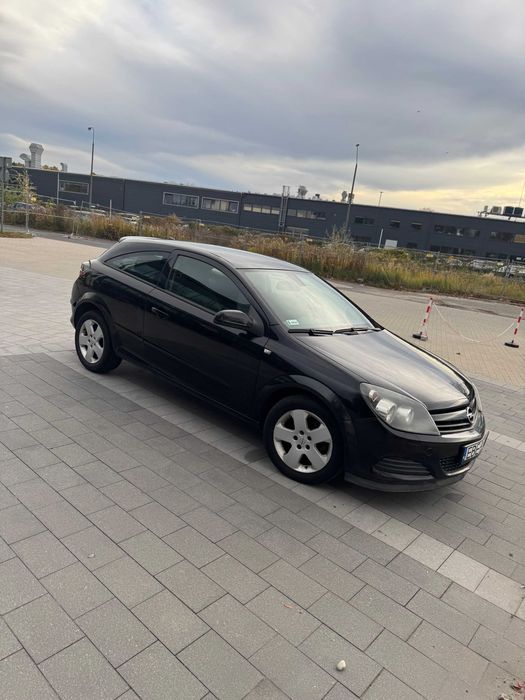 Opel Astra H 1.6 GTC Sport
